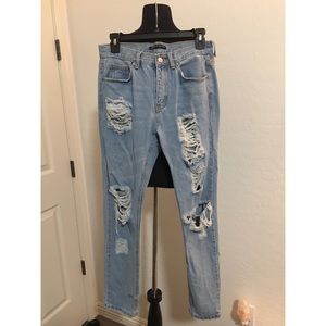Brandy Melville Distressed Boyfriend Jeans